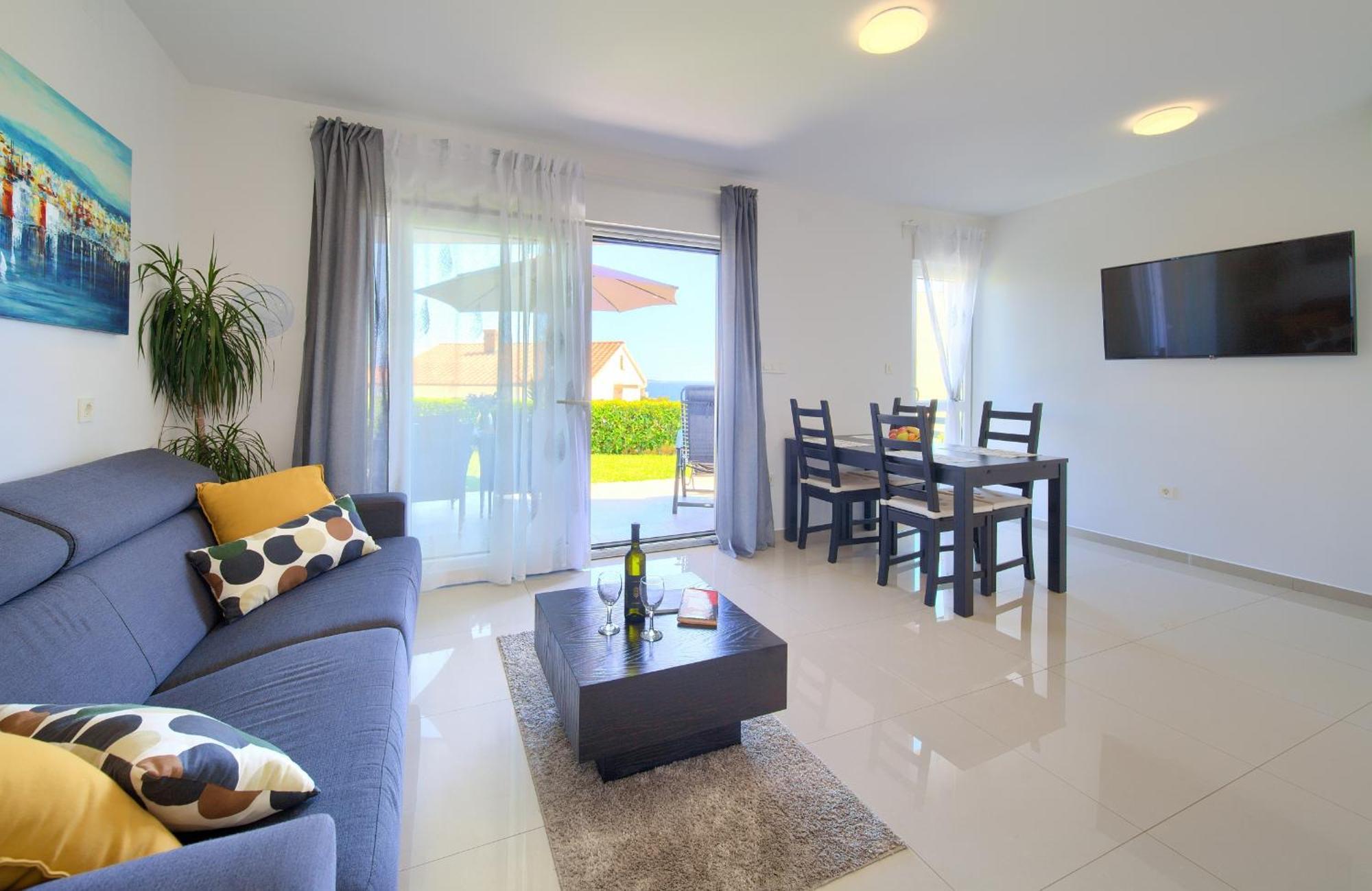 Apartment Sara Кърк Екстериор снимка